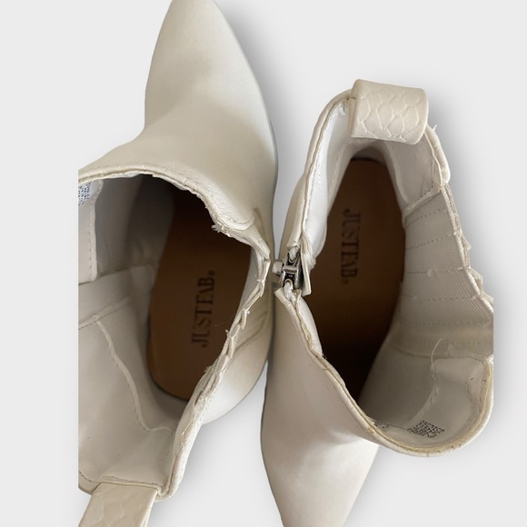 NWOT Just Fab White Pointed Toe Booties | Size 7 - Picture 5 of 6